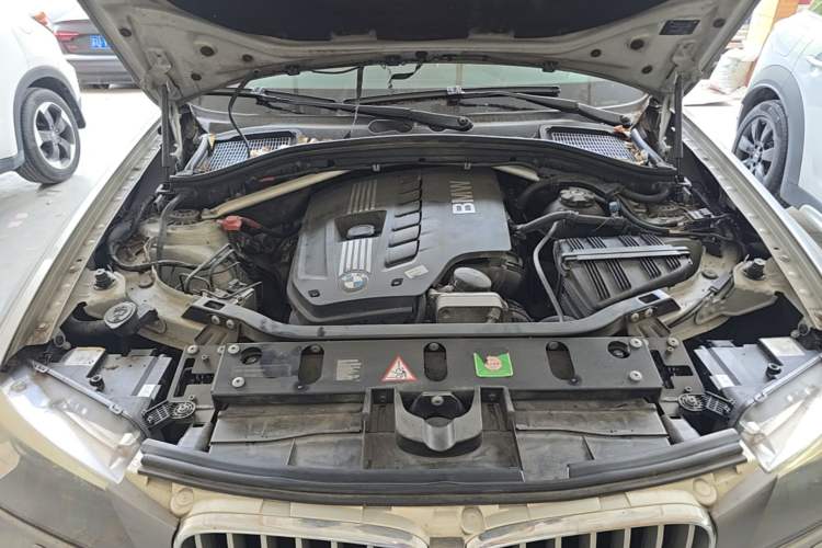 Used BMW X3 2011 xDrive28i Luxury Model Engine Bay