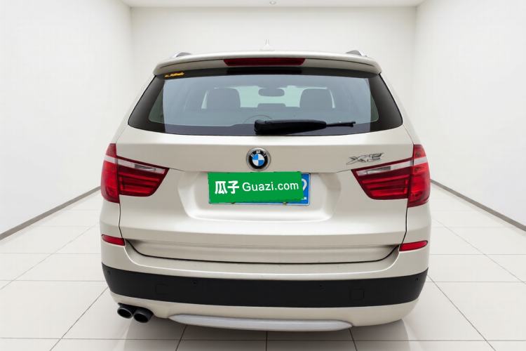 Used BMW X3 2011 xDrive35i Luxury Model Exterior 4