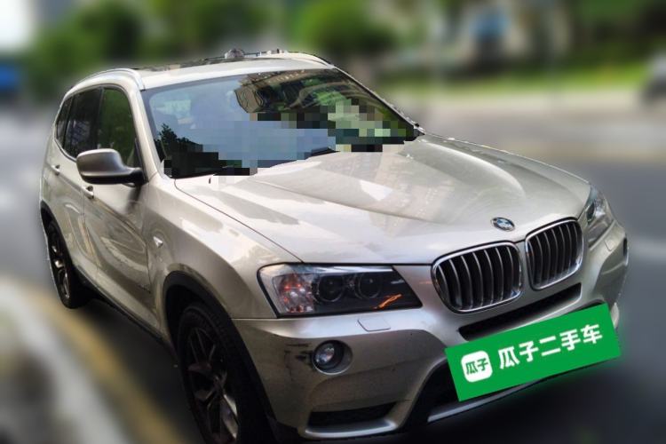 Used BMW X3 2011 xDrive28i Leading Model Front Right 45 Deg