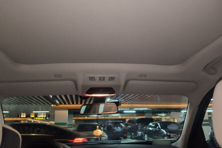 Used BMW X3 2011 xDrive35i Luxury Model Headliner