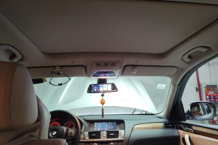 Used BMW X3 2011 xDrive35i Luxury Model Headliner
