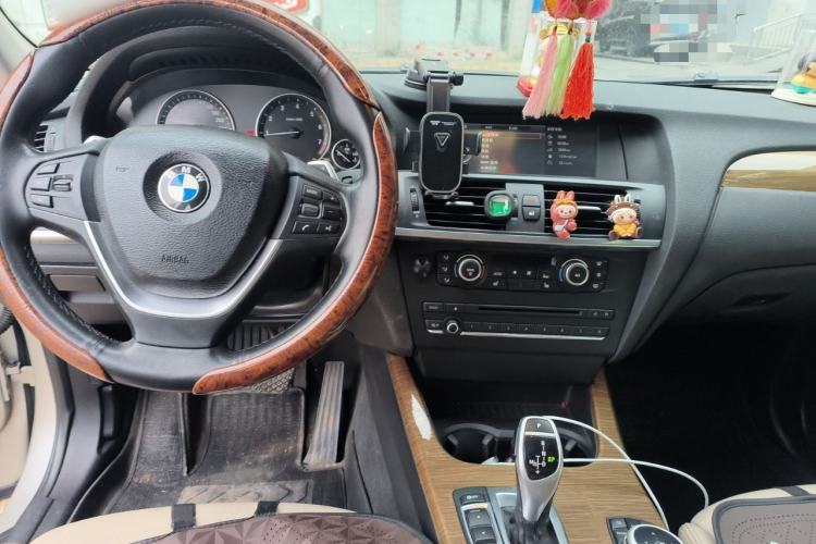 Used BMW X3 2011 xDrive35i Luxury Model Interior 2