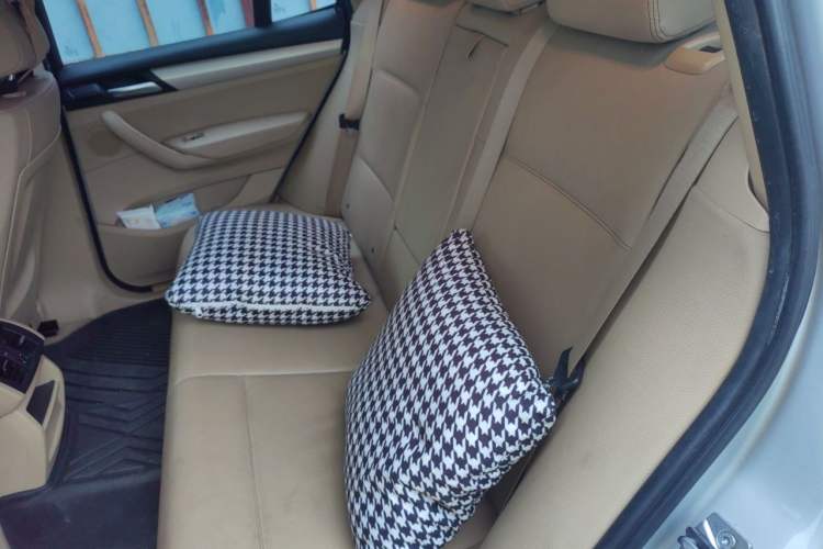 Used BMW X3 2011 xDrive28i Leading Model Left Rear Seat