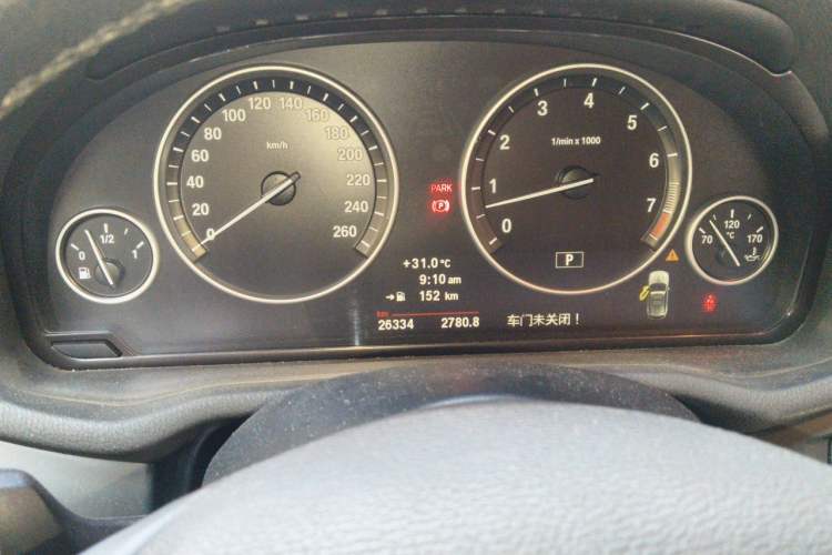 Used BMW X3 2011 xDrive28i Leading Model Odometer Close Up