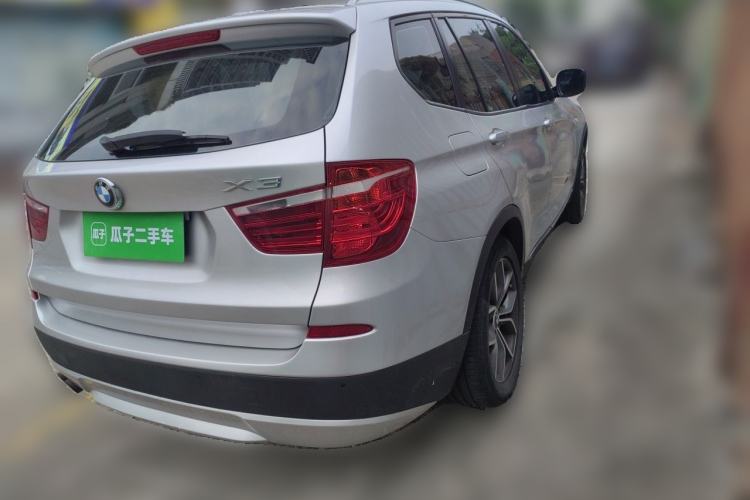 Used BMW X3 2011 xDrive28i Leading Model Rear Right 45 Deg