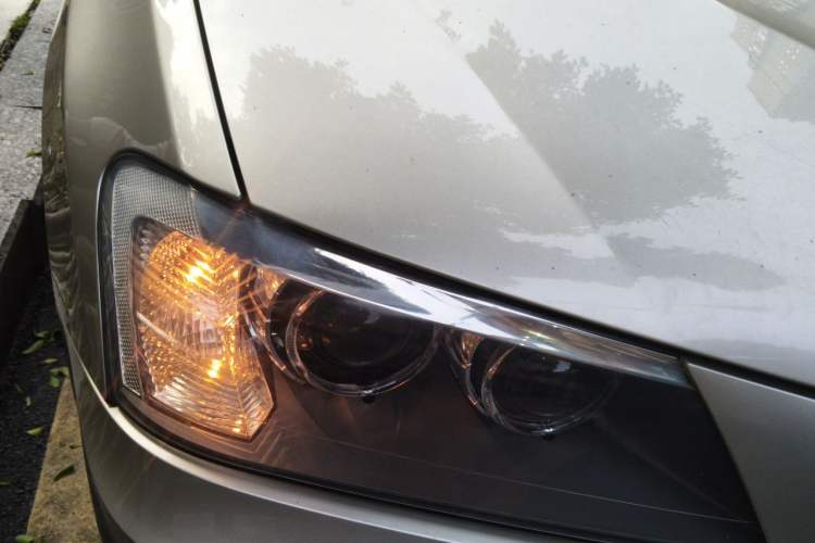 Used BMW X3 2011 xDrive28i Leading Model Right Front Headlight