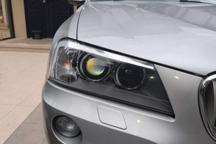 Used BMW X3 2011 xDrive28i Luxury Model Right Front Headlight