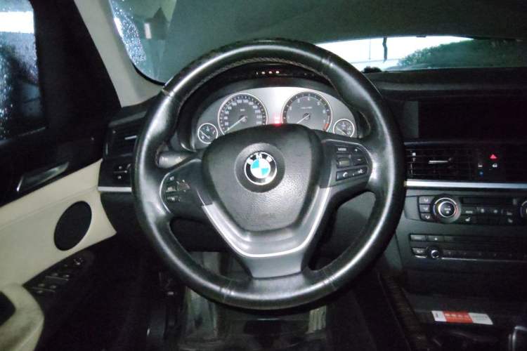 Used BMW X3 2011 xDrive28i Luxury Model Steering Wheel