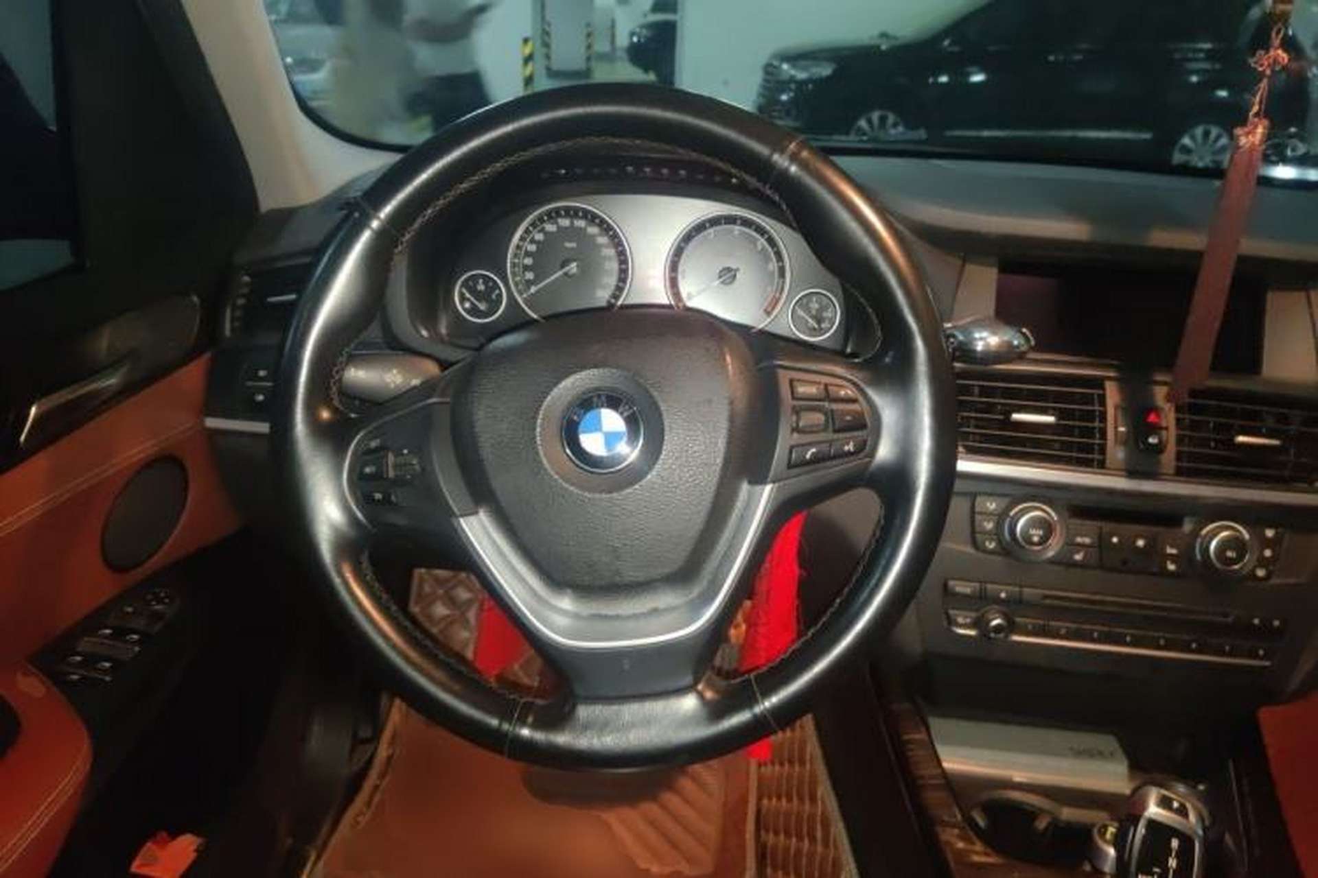 Used BMW X3 2011 xDrive28i Luxury Model Steering Wheel