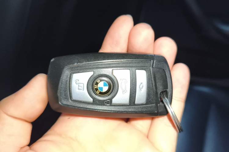 Used BMW X3 2011 xDrive28i Luxury Model Vehicle Key