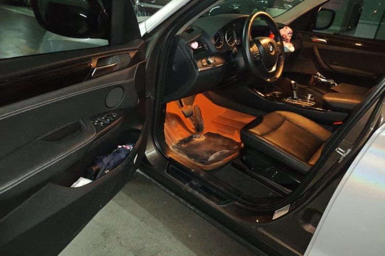Used BMW X3 2011 xDrive28i Luxury Model Driver Seat