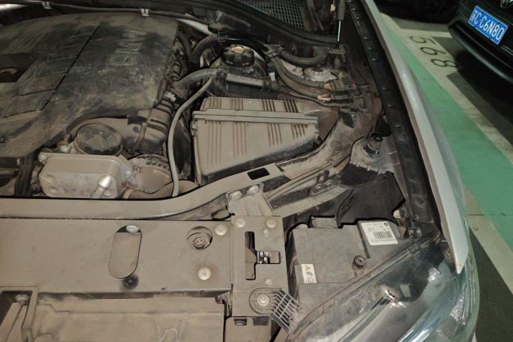 Used BMW X3 2011 xDrive28i Luxury Model Engine Bay Left
