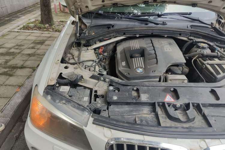 Used BMW X3 2011 xDrive28i Leading Model Engine Bay Right