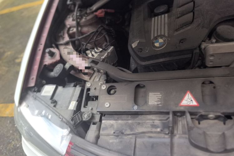 Used BMW X3 2011 xDrive28i Luxury Model Engine Bay Right
