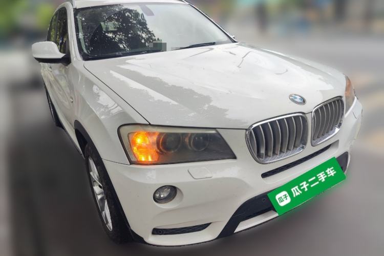 Used BMW X3 2011 xDrive28i Leading Model Front Right 45 Deg