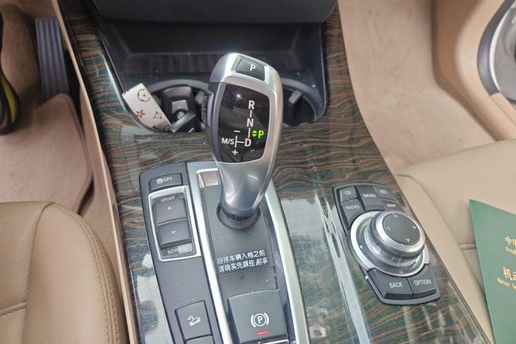 Used BMW X3 2011 xDrive28i Luxury Model Gear Lever