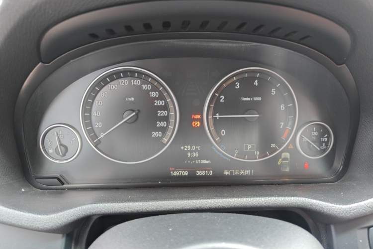Used BMW X3 2011 xDrive28i Luxury Model Instrument Cluster