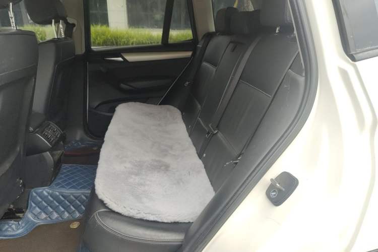 Used BMW X3 2011 xDrive28i Leading Model Left Rear Seat