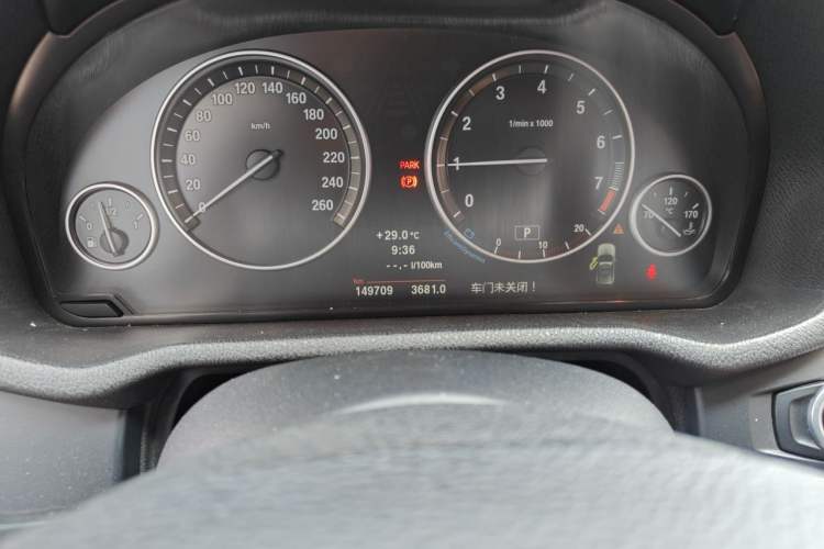 Used BMW X3 2011 xDrive28i Luxury Model Odometer Close Up