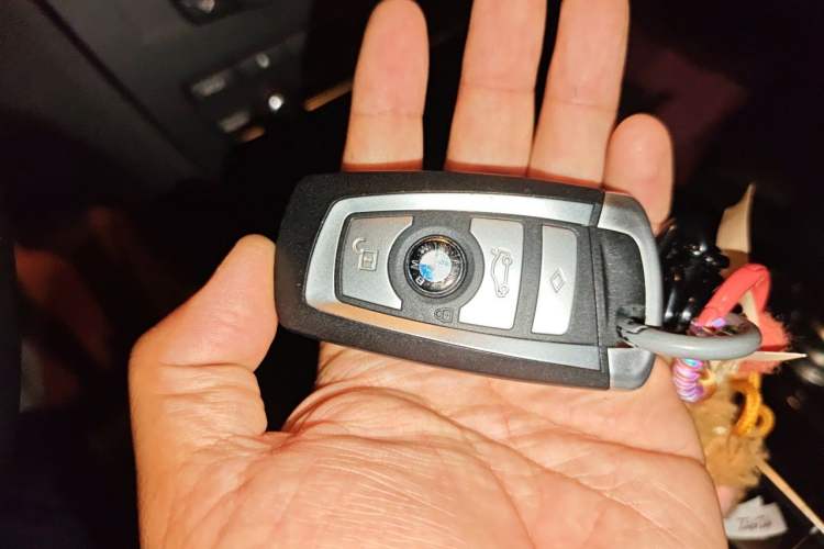 Used BMW X3 2011 xDrive28i Luxury Model Vehicle Key