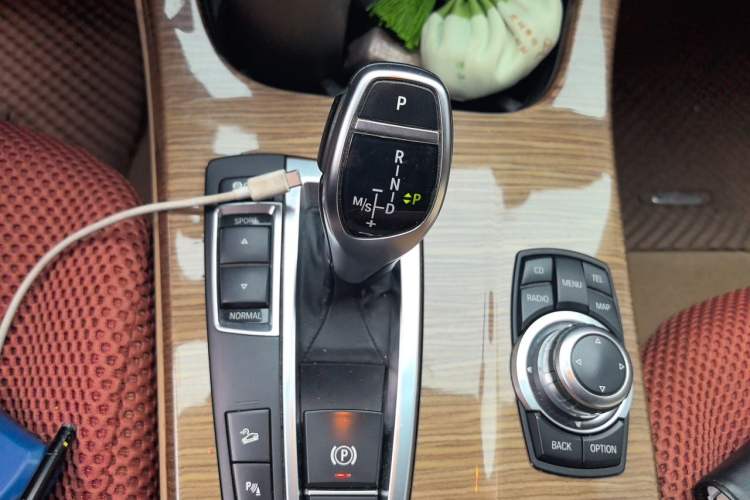 Used BMW X3 2011 xDrive35i Luxury Model Gear Lever