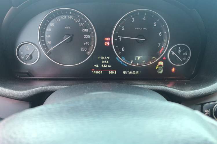Used BMW X3 2011 xDrive35i Luxury Model Odometer Close Up