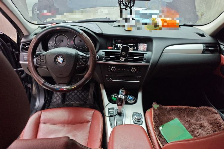 Used BMW X3 2012 xDrive28i Leading Model Center Console