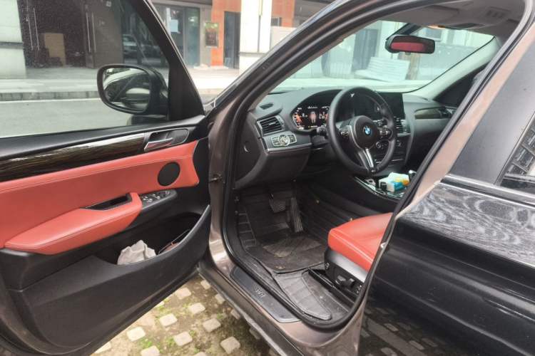 Used BMW X3 2012 xDrive28i Luxury Model Driver Seat
