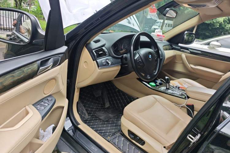 Used BMW X3 2012 xDrive20i Luxury Model Driver Seat