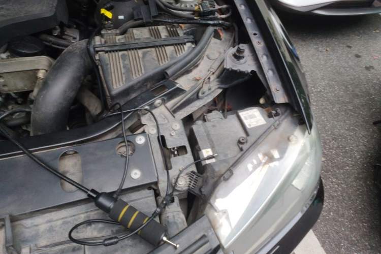 Used BMW X3 2012 xDrive28i Leading Model Engine Bay Left