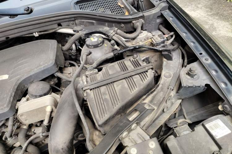 Used BMW X3 2012 xDrive28i Leading Model Engine Bay Left