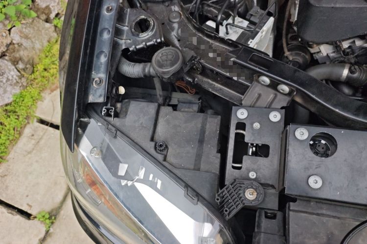 Used BMW X3 2012 xDrive28i Leading Model Engine Bay Right
