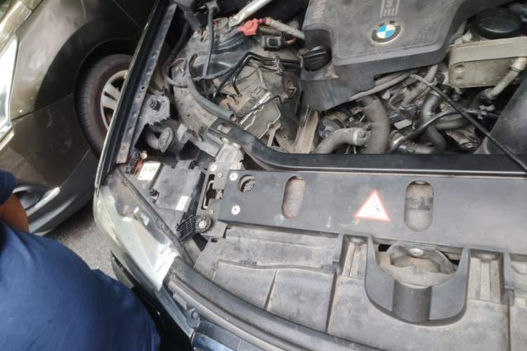 Used BMW X3 2012 xDrive28i Leading Model Engine Bay Right