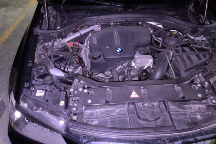 Used BMW X3 2012 xDrive28i Luxury Model Engine Bay Right