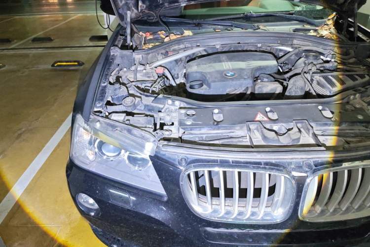 Used BMW X3 2012 xDrive28i Leading Model Engine Bay Right