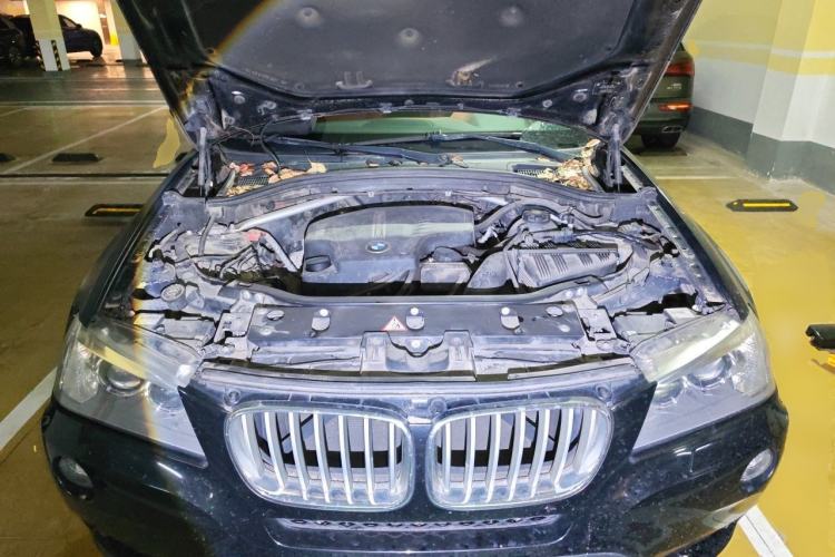 Used BMW X3 2012 xDrive28i Leading Model Engine Bay
