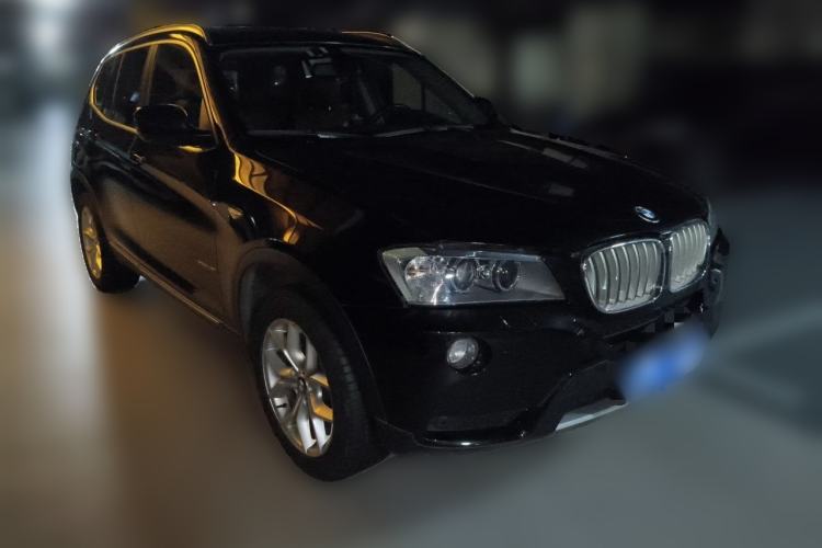 Used BMW X3 2012 xDrive28i Leading Model Front Right 45 Deg