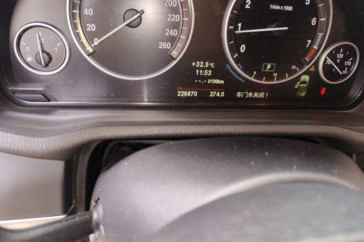 Used BMW X3 2012 xDrive20i Luxury Model Odometer Close Up