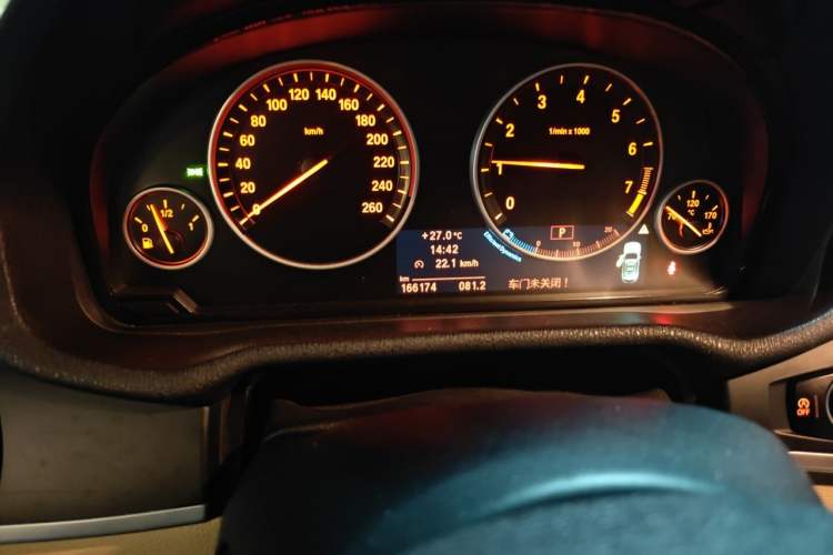 Used BMW X3 2012 xDrive28i Luxury Model Odometer Close Up