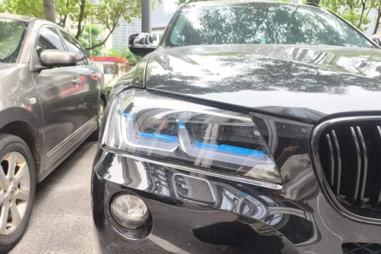 Used BMW X3 2012 xDrive28i Luxury Model Right Front Headlight