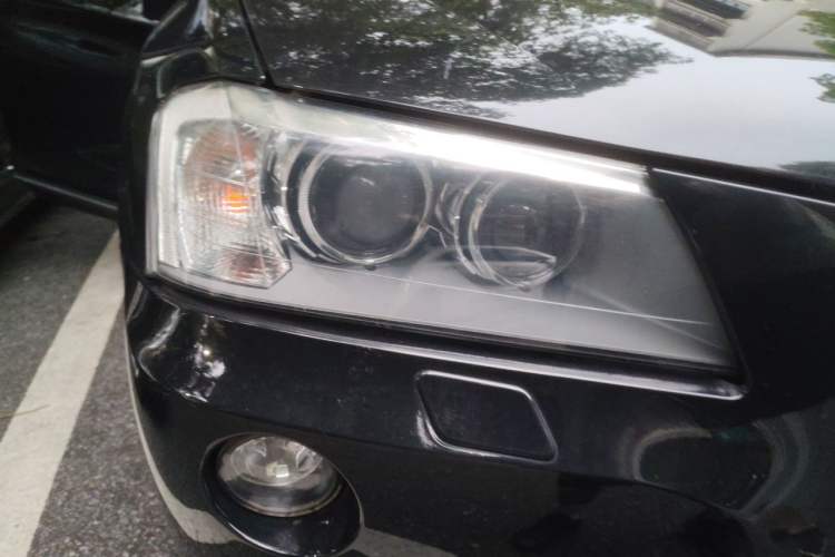 Used BMW X3 2012 xDrive28i Leading Model Right Front Headlight