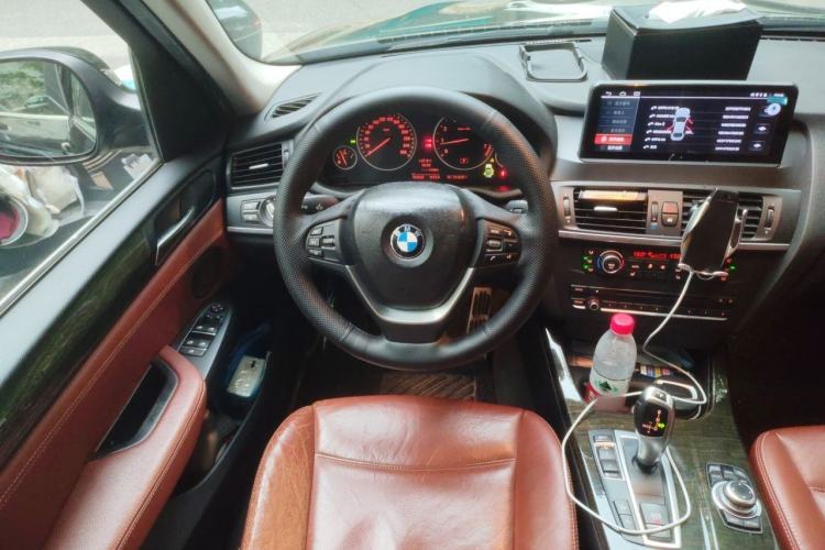 Used BMW X3 2012 xDrive28i Leading Model Steering Wheel
