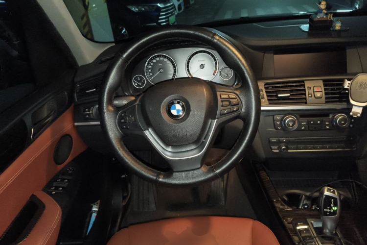 Used BMW X3 2012 xDrive28i Leading Model Steering Wheel