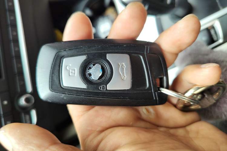 Used BMW X3 2012 xDrive28i Leading Model Vehicle Key
