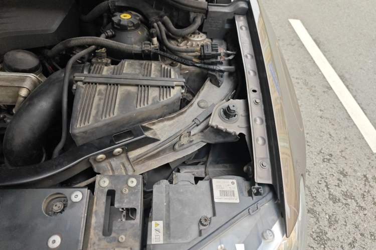 Used BMW X3 2012 xDrive28i Luxury Model Engine Bay Left