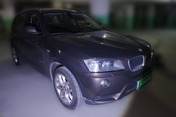 Used BMW X3 2012 xDrive28i Leading Model Front Right 45 Deg
