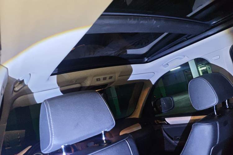 Used BMW X3 2012 xDrive28i Leading Model Headliner
