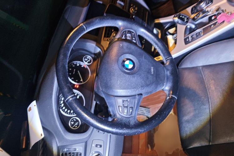 Used BMW X3 2012 xDrive28i Leading Model Steering Wheel
