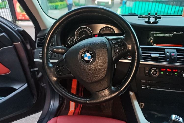 Used BMW X3 2012 xDrive28i Leading Model Steering Wheel