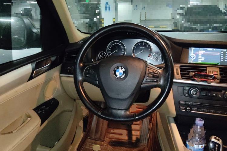 Used BMW X3 2012 xDrive28i Leading Model Steering Wheel